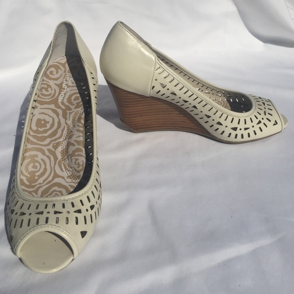 Bone White Wedge Heels - Picture 1 of 4